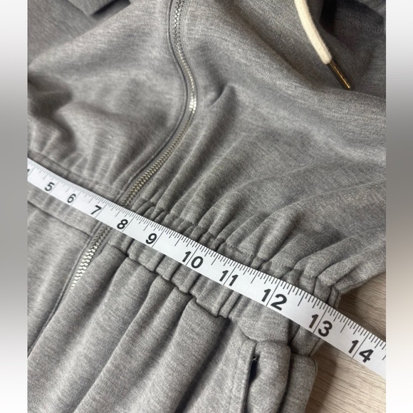 WeWoreWhat Gray Hooded Jumpsuit - Picture 7 of 9